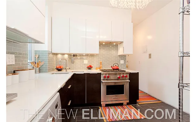 Sold by Douglas Elliman | media 14