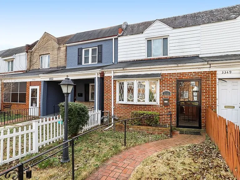 3351 Clay St NE — Photo 32