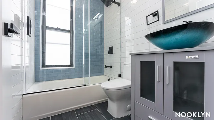 Rented by Nooklyn NYC LLC | media 10