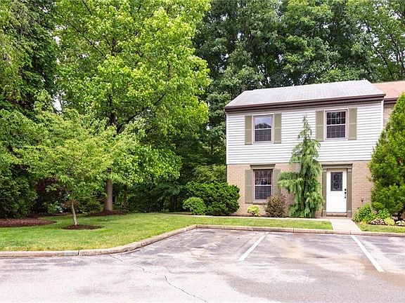 2nd image of 126 Crosswinds Ln