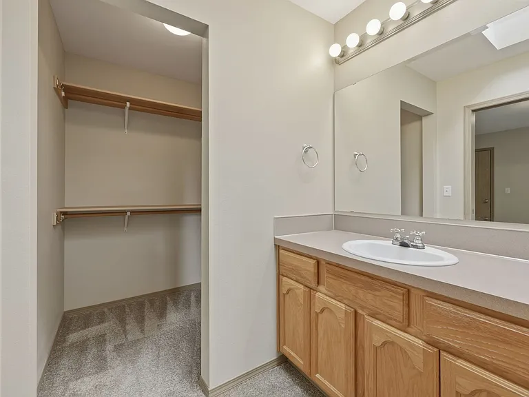 2440 Boulevard Heights Loop SE — Photo 41