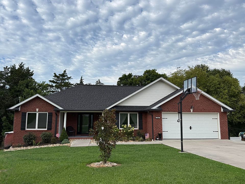 1st image of 4224 Foothills Dr