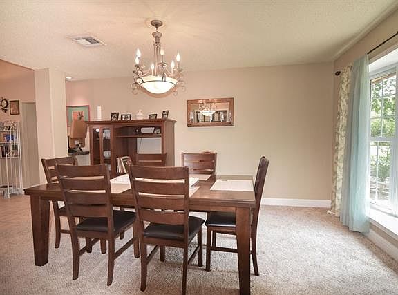 3rd image of 9300 Meadowheath Dr