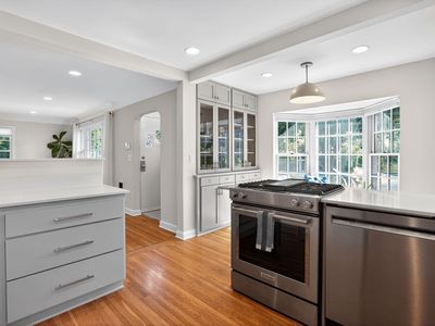 2432 Mount View Ave, Minneapolis, MN, 55405