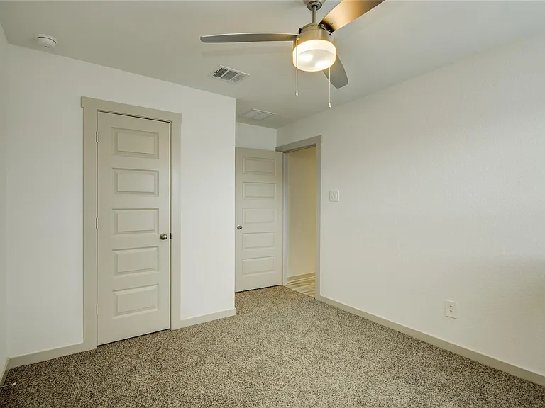3530 Terrace Landing Ct — Photo 27