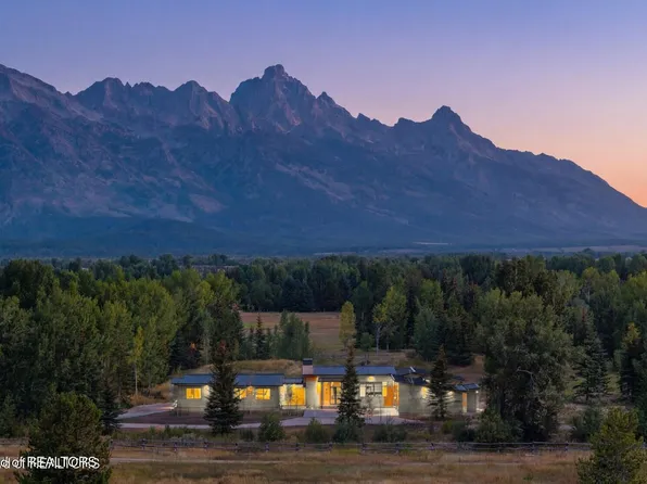 175 Huckleberry Dr, Jackson, WY 83001