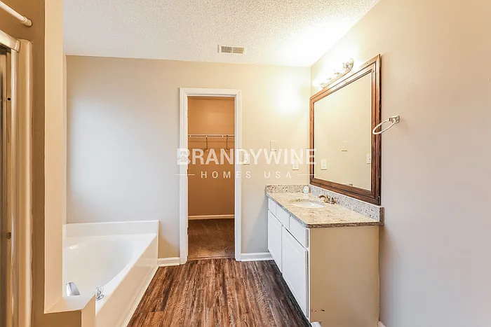 208 Roberts Trl — Photo 12