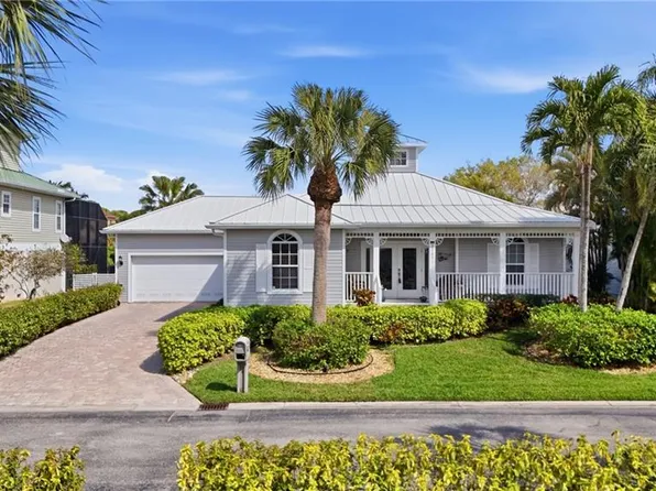 27051 Flamingo DR, BONITA SPRINGS, FL 34135