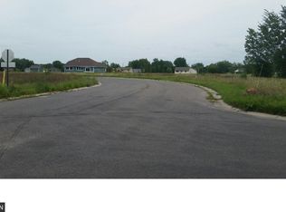 720 Ames Ave, Litchfield, MN 55355