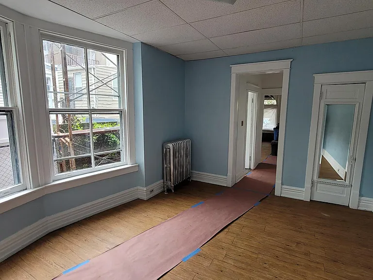 324 Spring St #1 — Photo 22