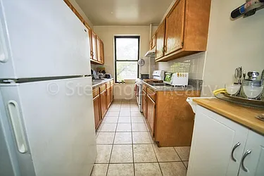 Rented by Sterling Realty Plus Inc