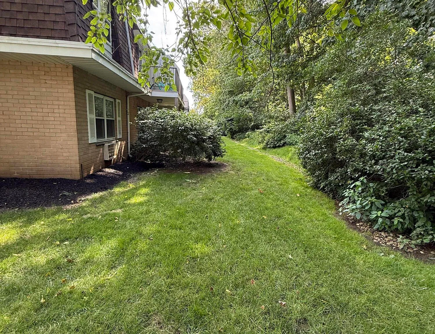 1 bed, 608 sqft, $2,100 — Photo 4
