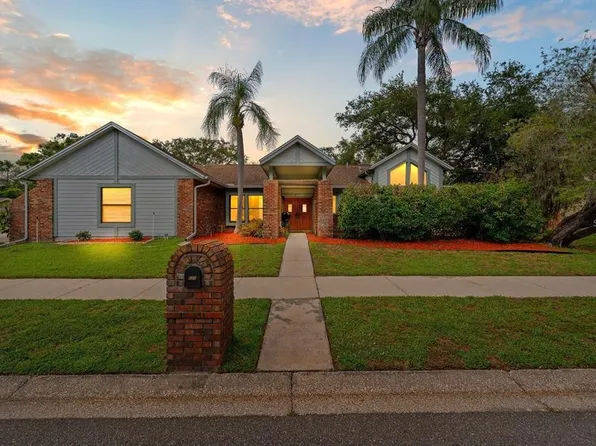 625 Fayette Dr S, Safety Harbor, FL 34695