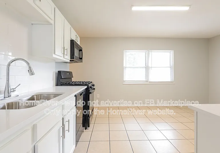 4332 Exmoor Ct — Photo 4
