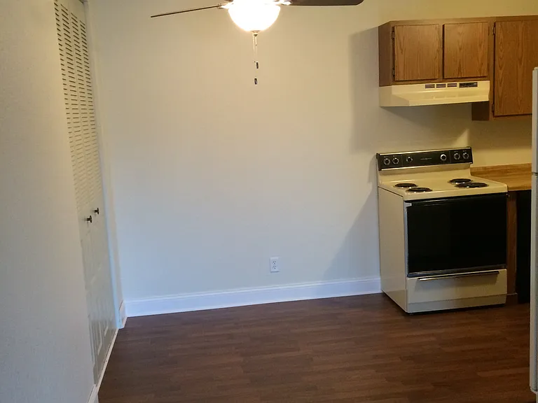 2500 S Kerry Ln #9 — Photo 5