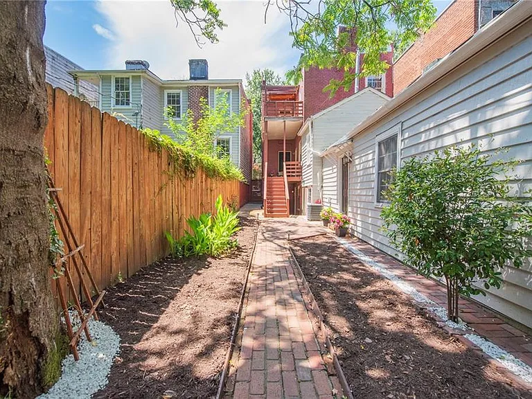 512 W Marshall St #B — Photo 7