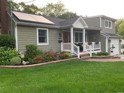 97 Iceland Drive, Huntington Station, NY, 11746