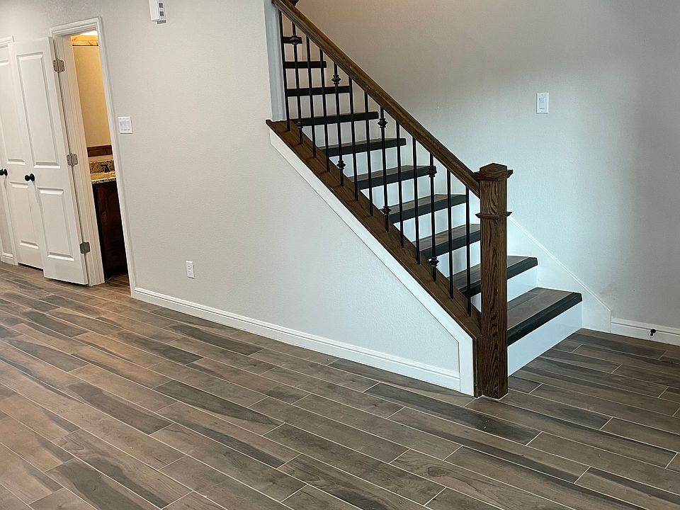 1st image of 6619B Oakwood Lake Ct #6619B