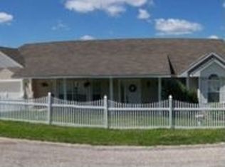 170 Live Oak Ln, Reeds Spring, MO 65737