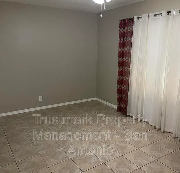 8335 Bent Meadow Dr — Photo 16