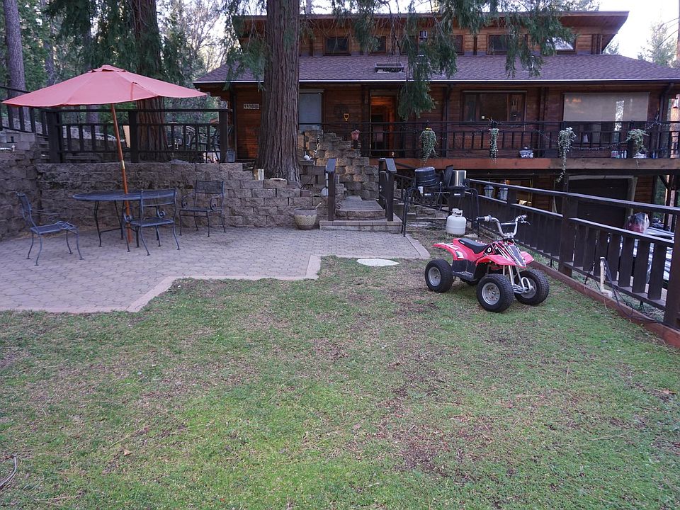 House view from the lawn and patio