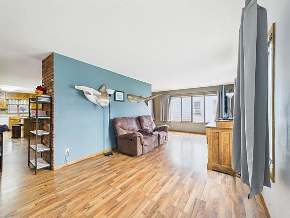 4th image of 605 Wollan St