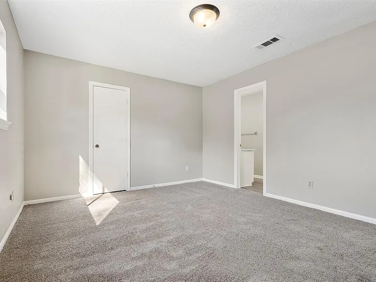4106 Cypress Hill Dr — Photo 32