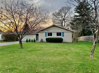 95 Ashley Dr, Rochester, NY 14620