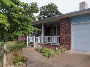 657 Baker St, Forsyth, MO 65653