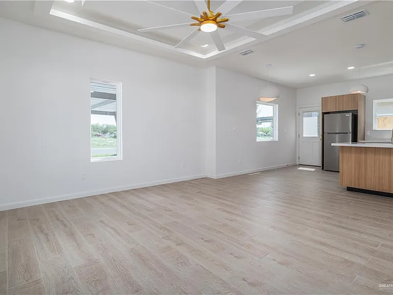 2709 W Brookside Bend St #3 — Photo 2