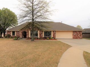 3000 Monticello Ct, Bartlesville, OK 74006