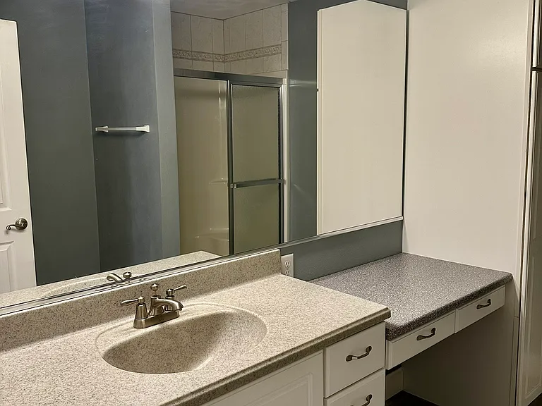 320 Holland Rd — Photo 14
