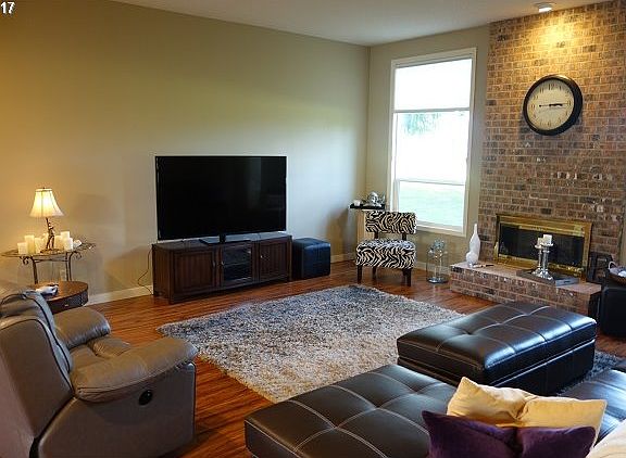 4th image of 2504 SE Spyglass Dr