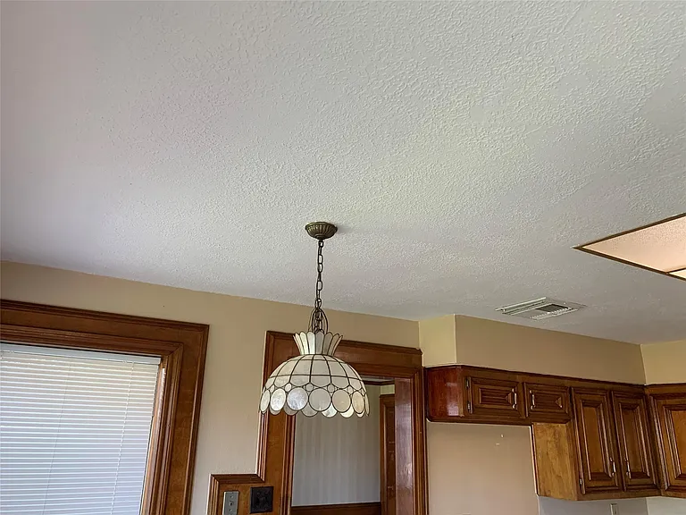 15526 Rio Plaza Dr — Photo 18