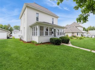 109 S Main St, Roland, IA 50236