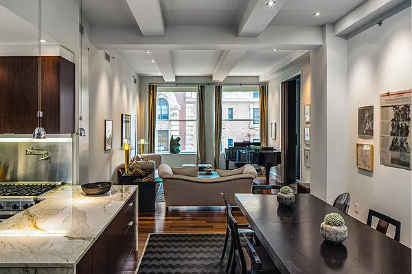 Sold by Stribling | media 11