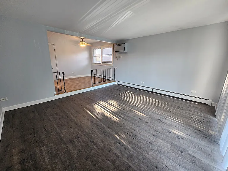 8649 Lawler Ave #2S — Photo 2