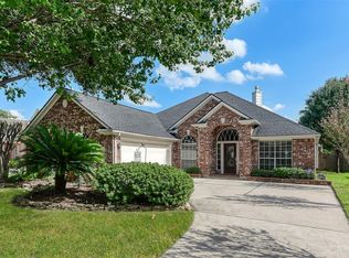 2703 Honeysuckle Walk, Spring, TX 77388