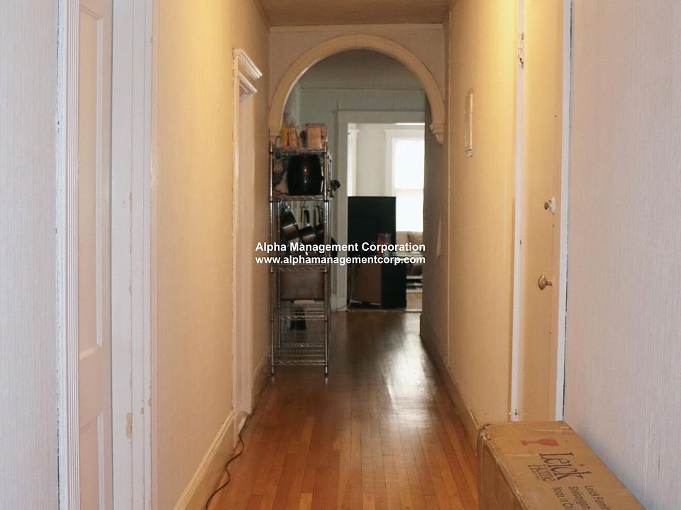 1st image of 83 Longwood Ave #2R