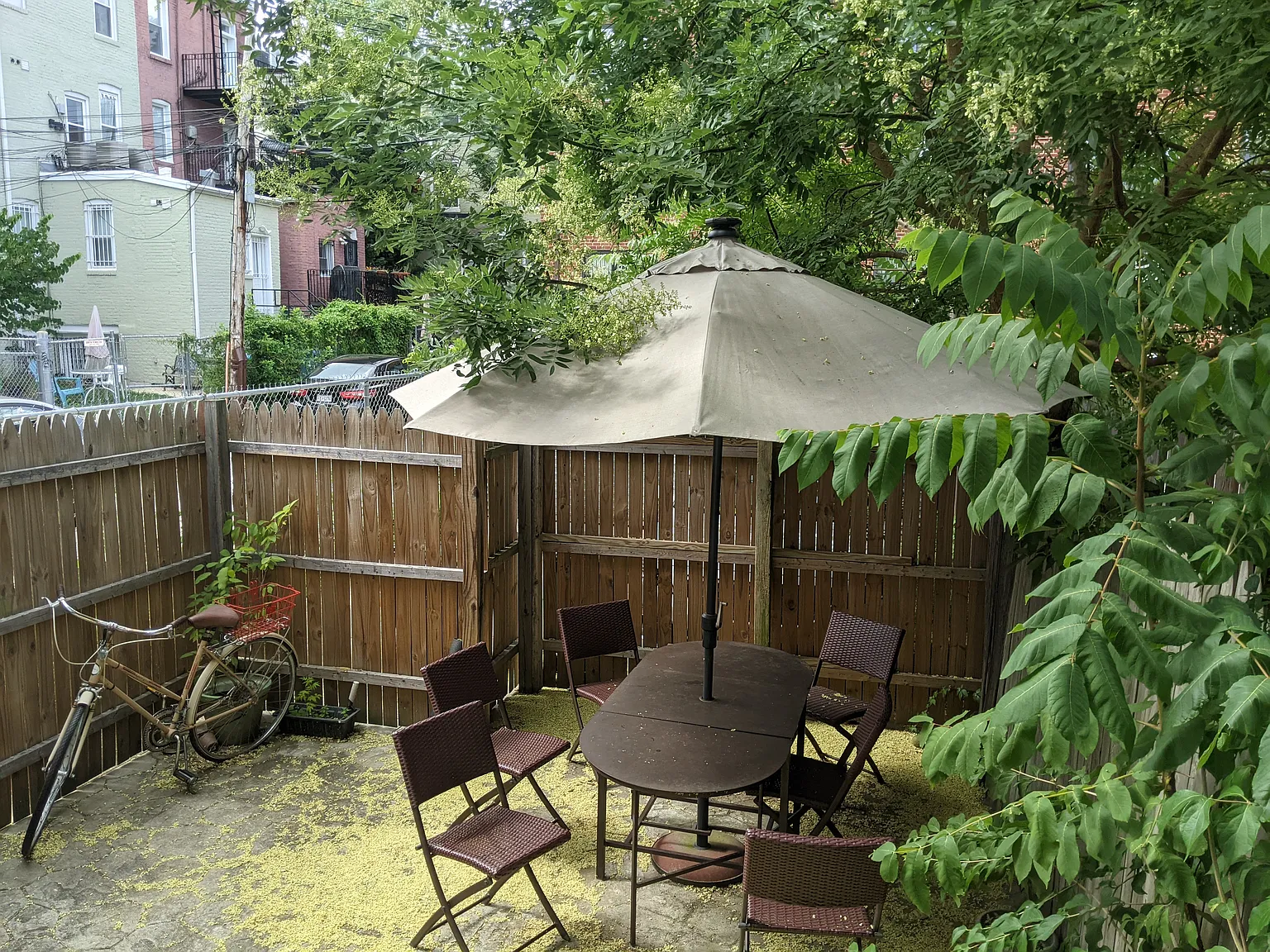 2 bed, 2000 sqft, $2,600 — Photo 2