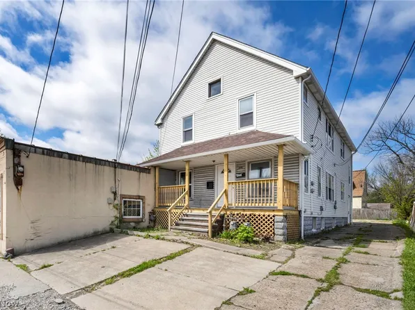 3278 W 117th St, Cleveland, OH 44111