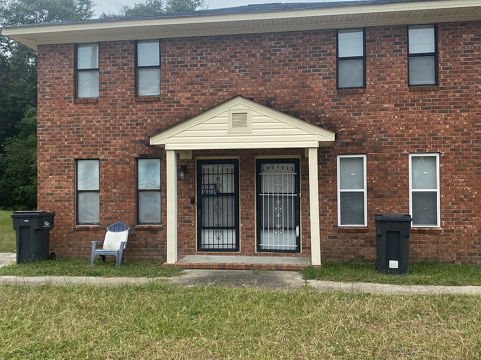 1st image of 2712 Blossom Dr #1