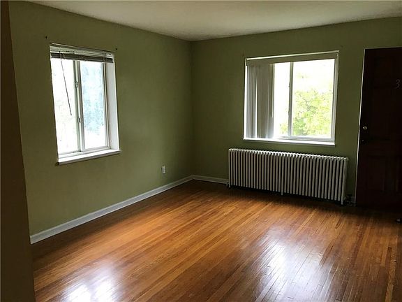 2nd image of 1548 Glenbeck Ave