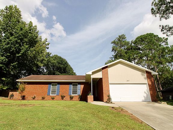 2nd image of 2607 Lakewood Dr