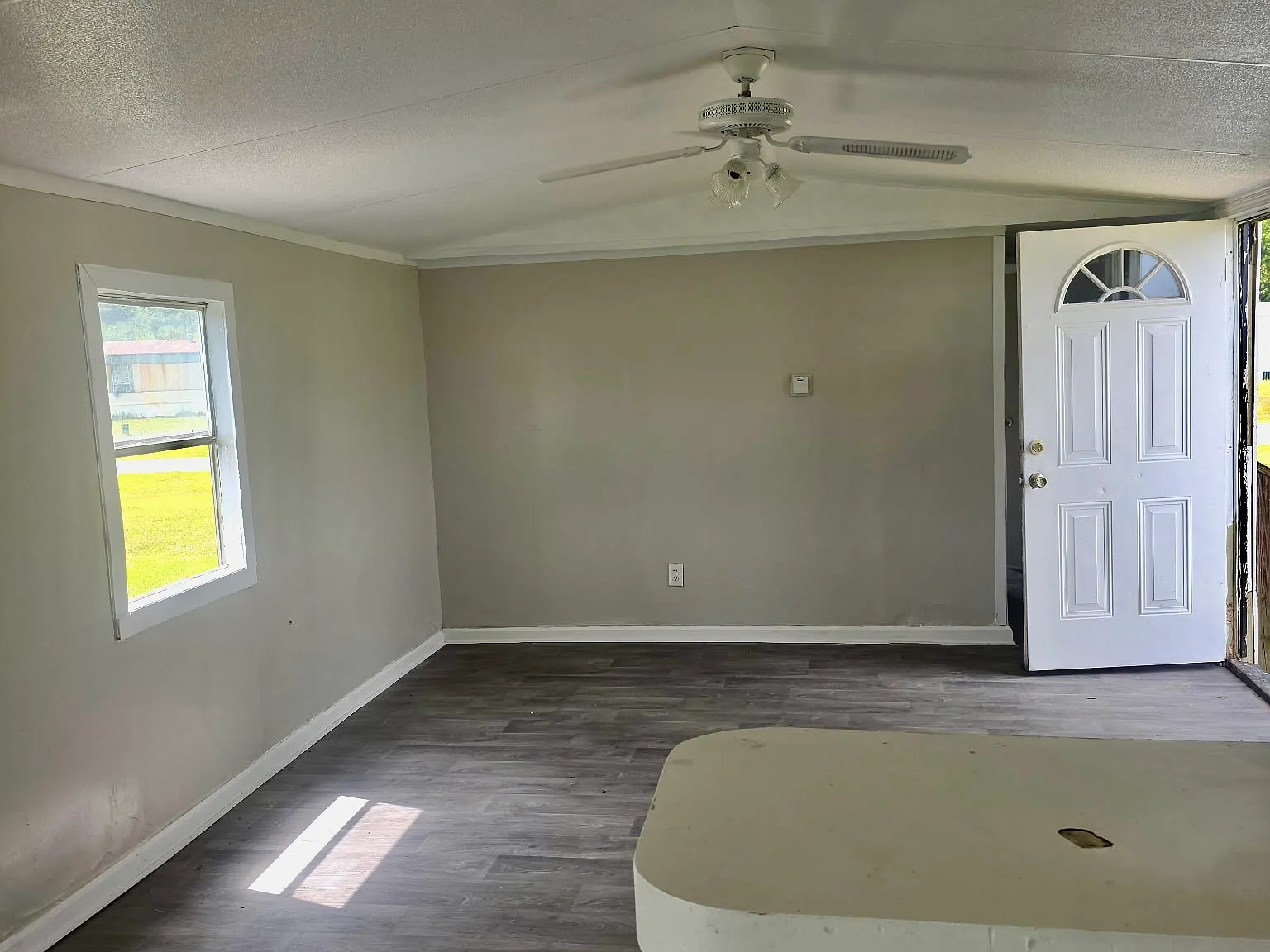 2 bed, $790 — Photo 4
