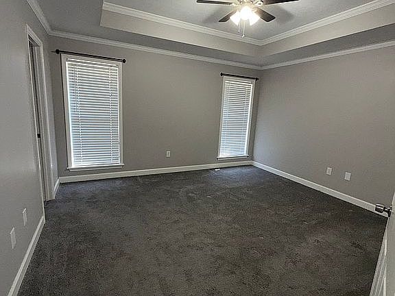 4th image of 517 Roxbury Pl