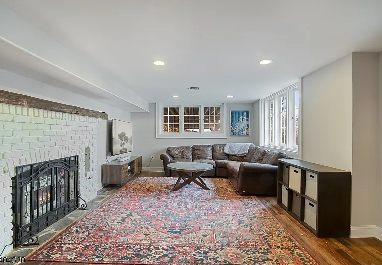 77 W Shore Trl — Photo 21