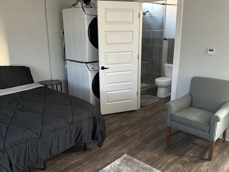 7315 Bennett Ave #1 — Photo 52