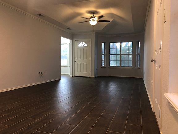 2nd image of 1718 E Gastel Cir