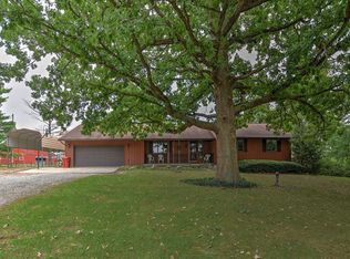 1687 Cr 300e, Bethany, IL 61914